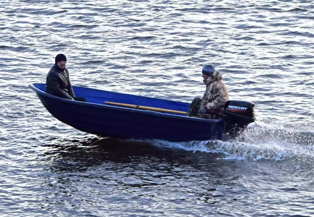 Стеклопластиковая лодка Neman-340 (тримаран) в Рубцовске