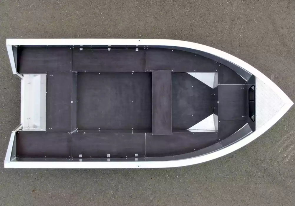 Алюминиевая лодка  Неман-420 в Рубцовске