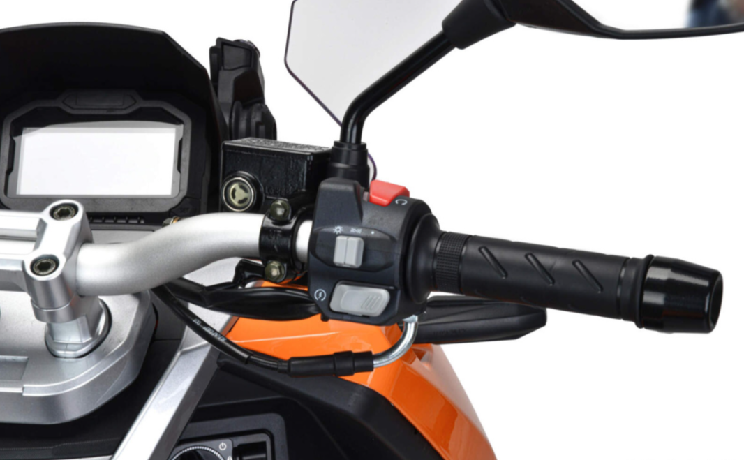 Скутер MOTOLAND (МОТОЛЕНД) T-MAX 150 в Рубцовске