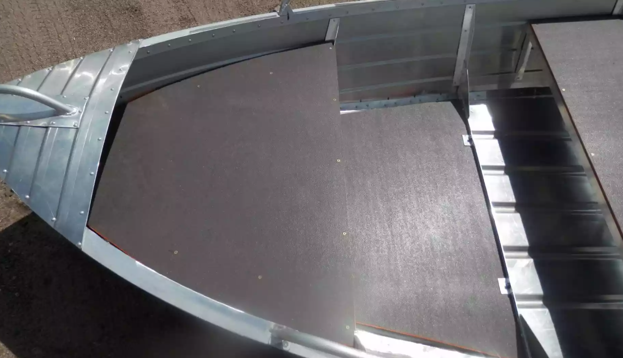 Алюминиевая лодка Вятка-Профи 32 в Рубцовске