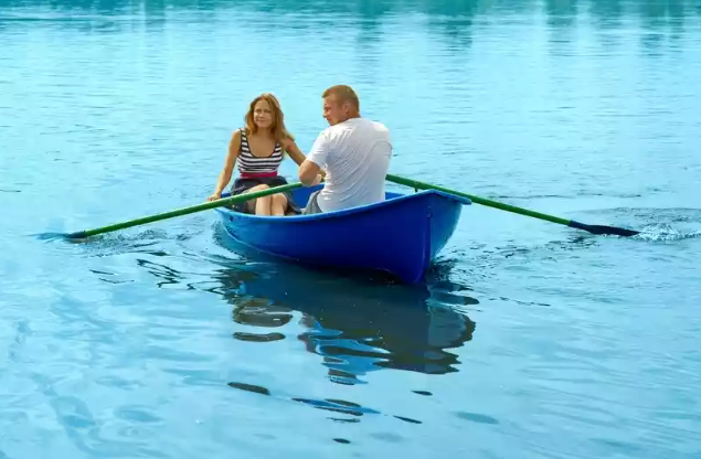 Стеклопластиковая лодка Дельфин в Рубцовске