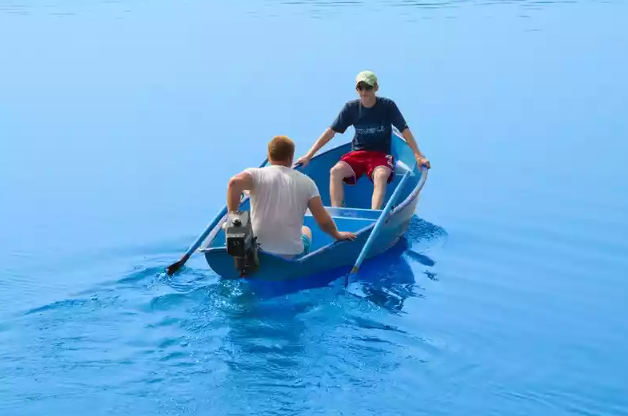 Стеклопластиковая лодка Омуль в Рубцовске