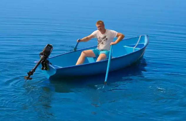 Стеклопластиковая лодка Омуль в Рубцовске