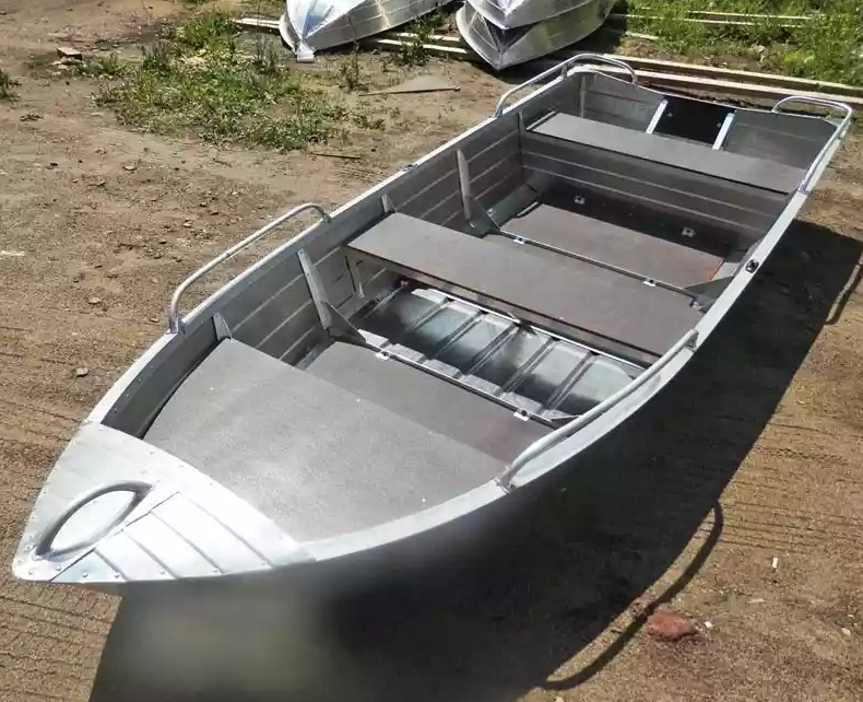 Алюминиевая лодка Вятка-Профи 37 в Рубцовске