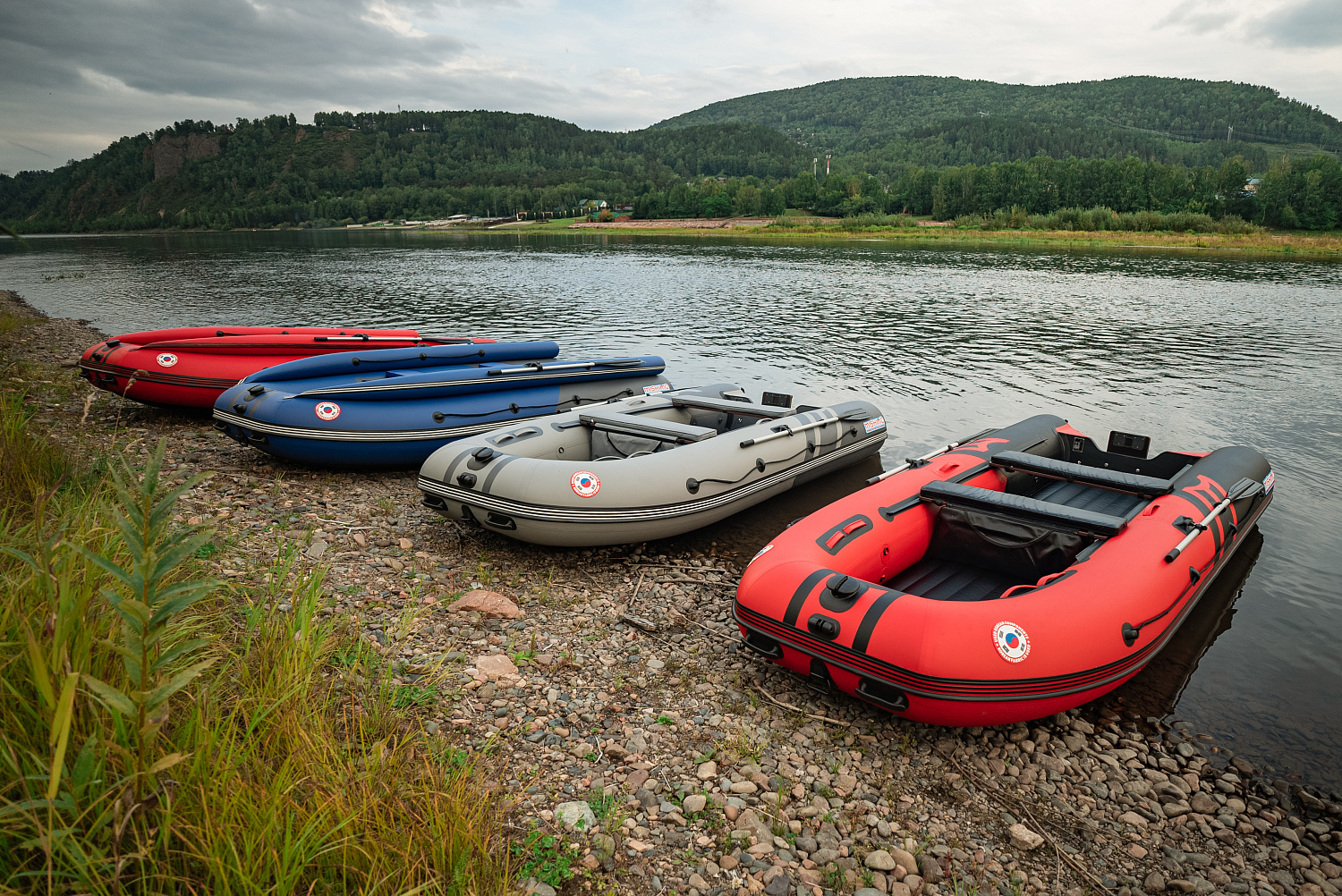 Лодка MISHIMO RIVER FJET PRO 430  под водомет в Рубцовске